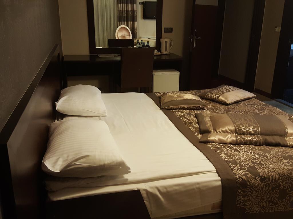 Latifoglu Hotel Ankara Exteriör bild